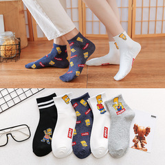 New autumn and winter Simpsons couple socks Japanese cartoon cotton mid-calf socks Unisex college style cotton socks wholesale
