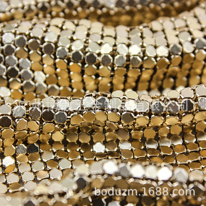 厂家供应晚宴包金属布 铝网片（3mm,4mm）磨砂网 喷漆网