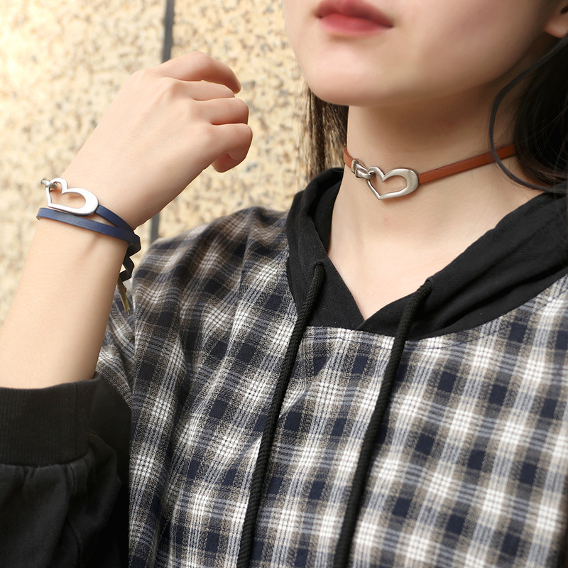 Chino Europe and the United States cross-border hot women's bracelet simple love small fresh bracelet neck chain collar bracelet high sense