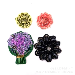 新款厂家供应水晶米珠紫色花朵布贴服装包包辅料DIY装饰品