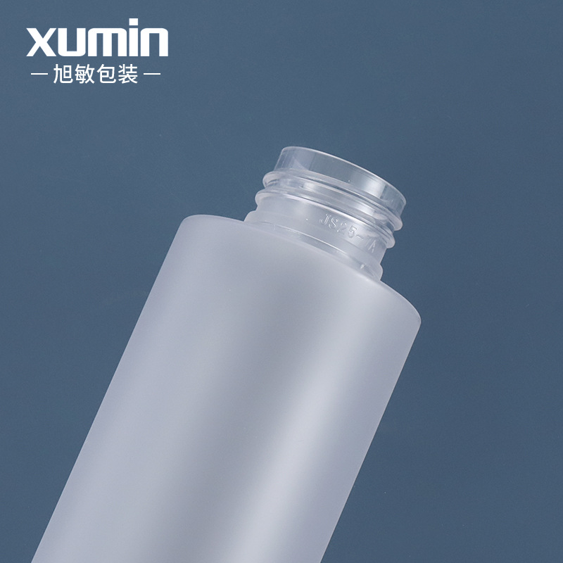 En stock 150ml de loción de hombro plano esmerilado bomba de presión botella esencia botella de líquido portátil sub-embalaje botella vacía Xumin material de embalaje