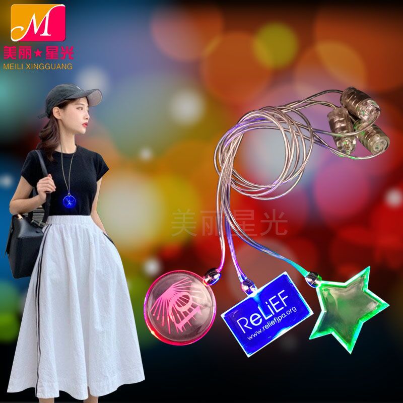 Fábrica al por mayor collar luminoso led colgante luminoso transparente colgante led collar luminoso logo imprimible