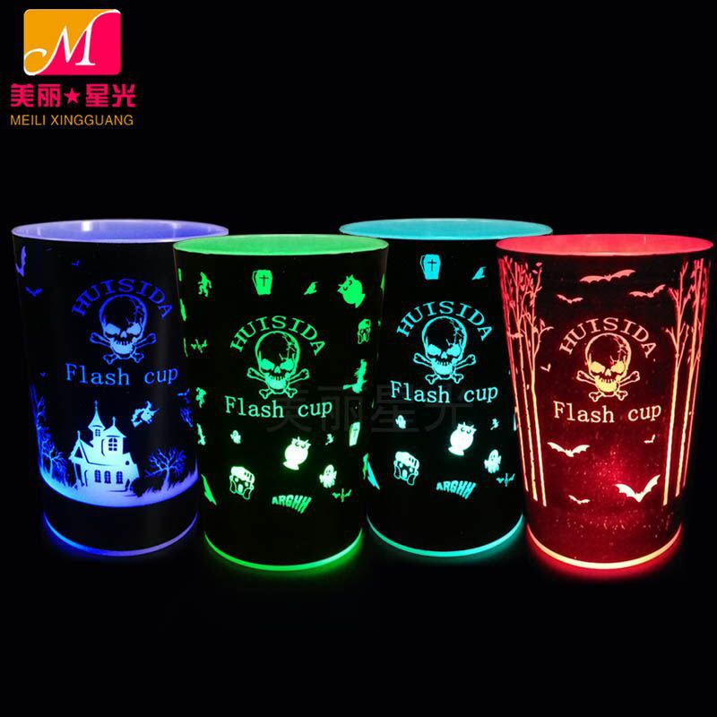 Taza luminosa LED de plataforma transfronteriza Taza luminosa de inducción de agua Plástico de grado alimenticio 350ml Taza luminosa impresa completa