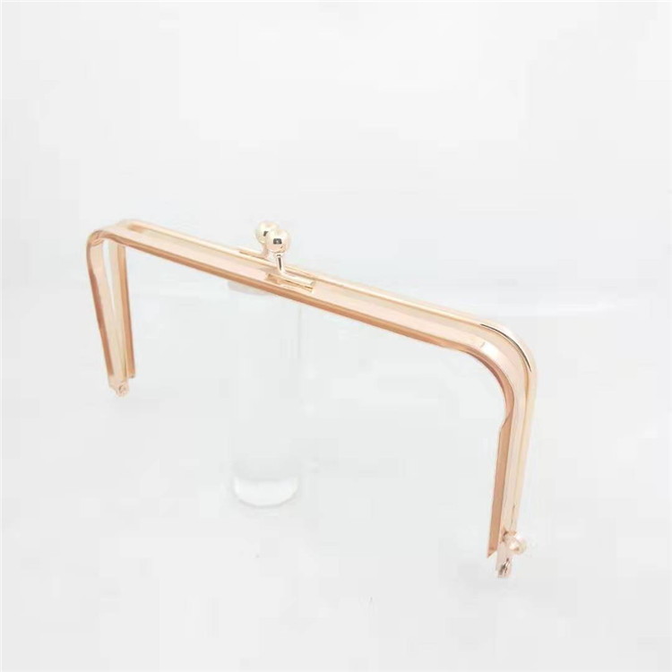 供应饰品五金件包包口金 通用型圆角平坑铰2分半珠包包铁夹