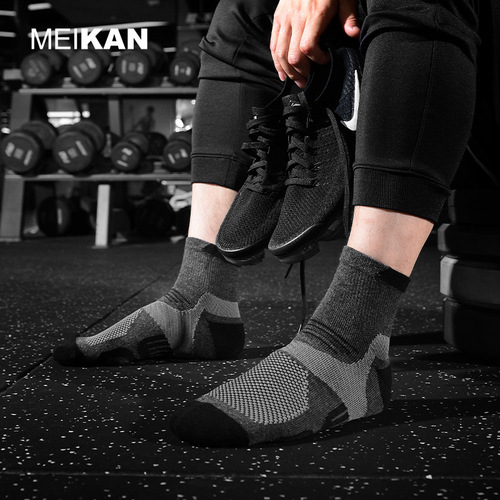 meikan breathable sweat-absorbent sports cotton socks autumn and winter warm terry bottom mid-calf men's socks color matching micro-pressure running socks
