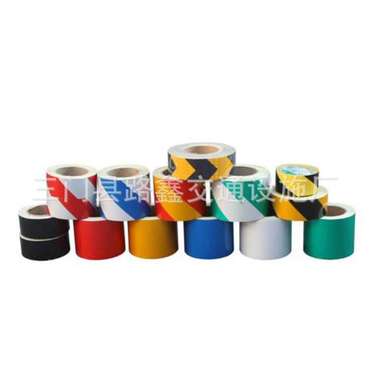厂家直供5cm反光警示胶带警戒线工程级反光贴纸警示