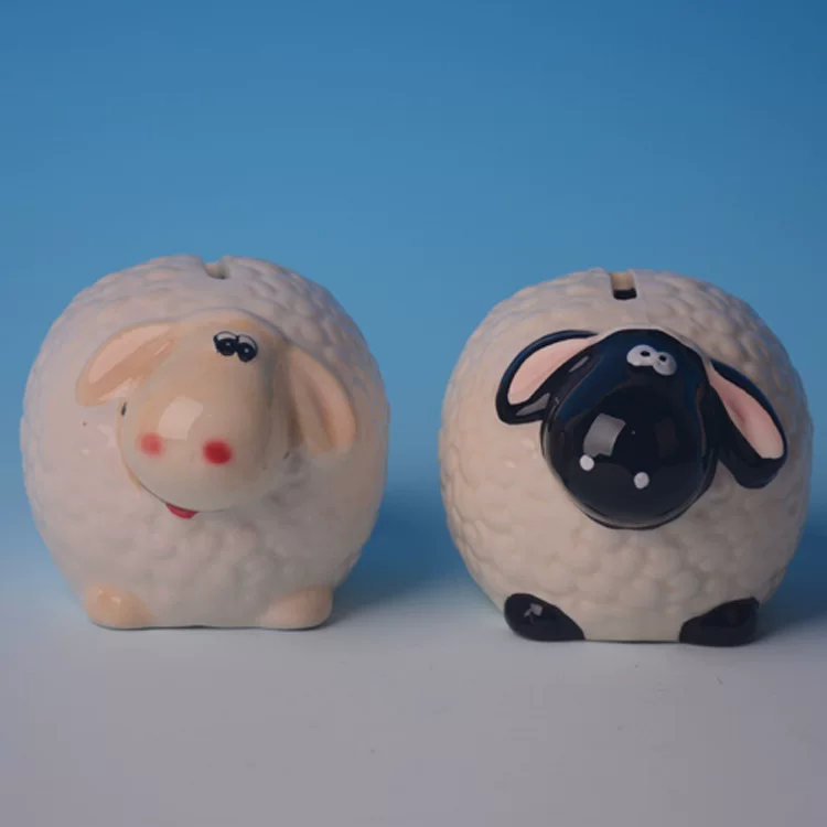 Копилка, овца