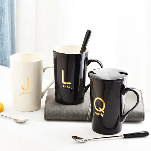 Creative Surname Letter Ceramic Mug, Mark Cup with Lid and Spoon, Couple’s Cup, Logo Coffee and Milk Cup, Big-Bellied Cup