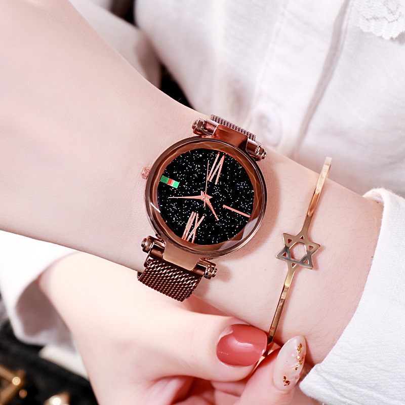 Celebridad de Internet TikTok mismo estilo reloj de mujer perezoso imán Correa imán reloj moda cielo estrellado reloj para mujer