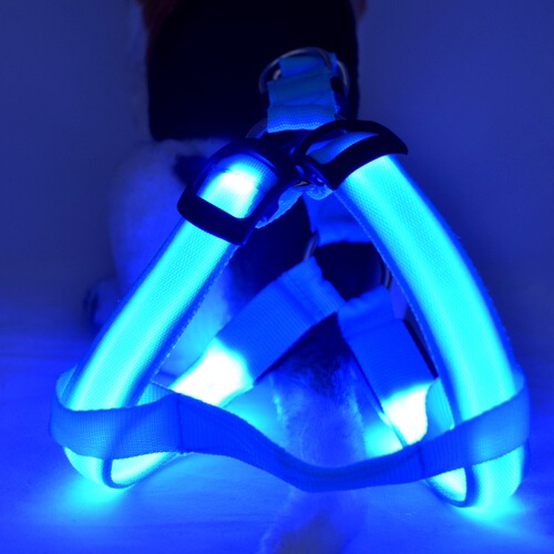 Factory direct sales LED luminous dog harness, luminous dog leash, dog harness, pet supplies for medium and large dogs