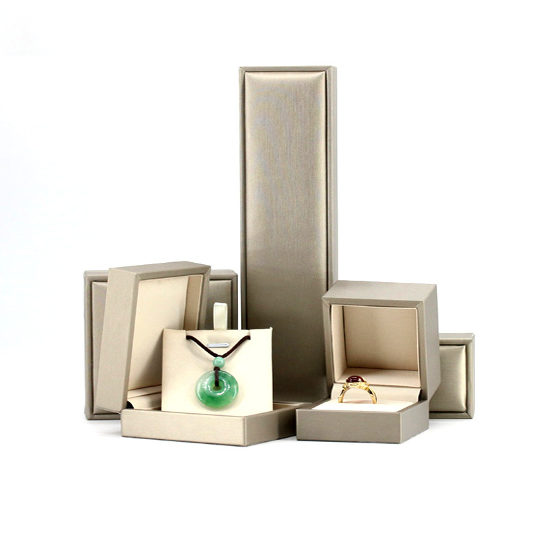 首饰盒收纳香槟色拉丝金钻石戒指盒珠宝首饰盒项链珠宝首饰盒收纳