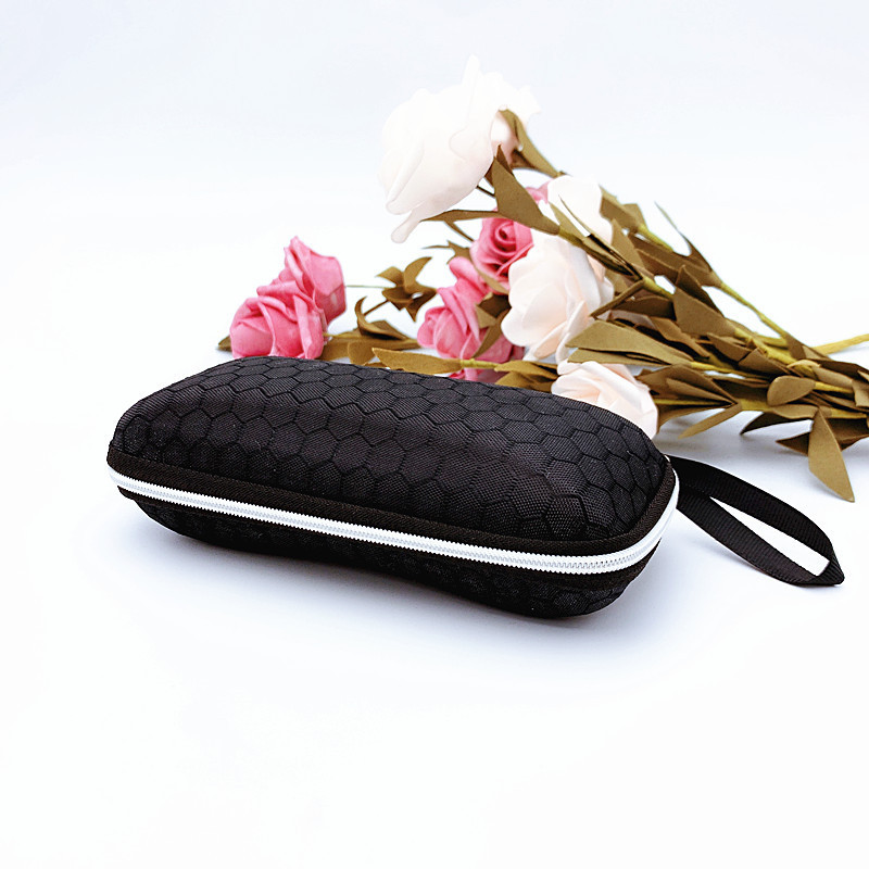 Wholesale Korean fashion full black thick version Football grid compression sunglasses box zipper men's and women's sunglasses box Wholesale Korean fashion full black thick version Football grid compression sunglasses box zipper men's and women's sunglasses box