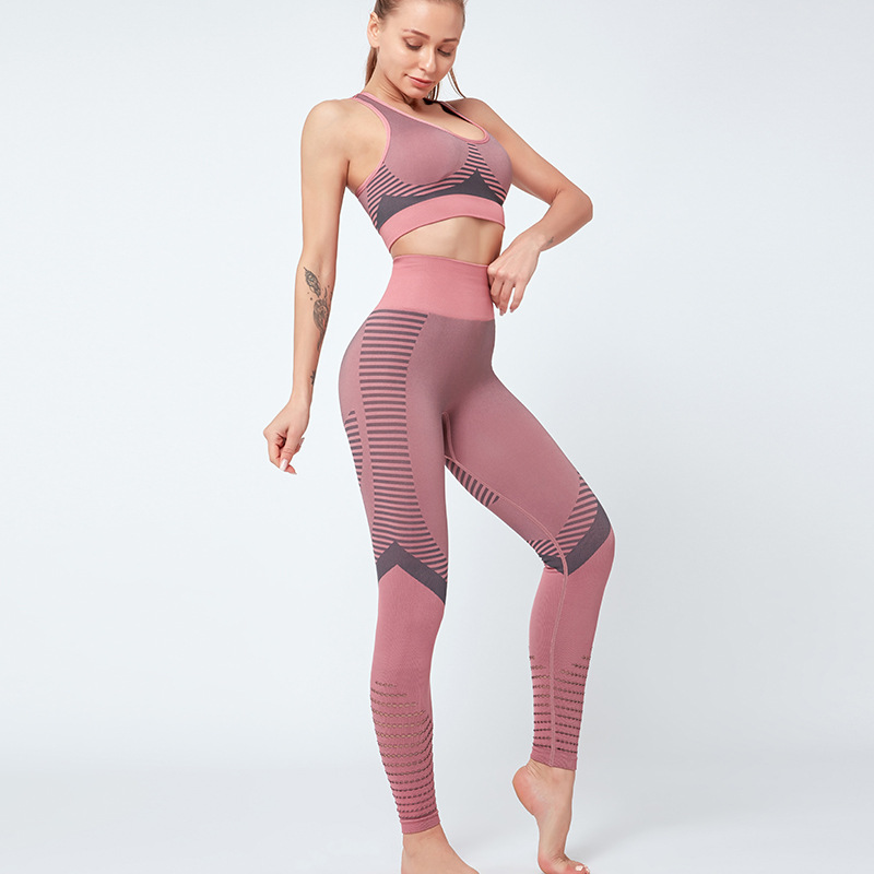 Conjunto deportivo de dos piezas INS, sujetador deportivo elástico con efecto push-up, transpirable, de secado rápido, pantalones de yoga de cintura alta para mujer, ajustados.
