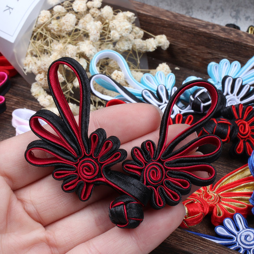 Pan buckle cheongsam Pan buckle long tail butterfly cheongsam Tang suit Hanfu decorative buckle long tail chrysanthemum hand-woven cloth button