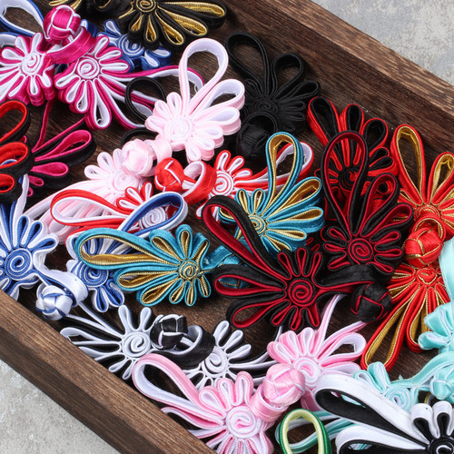 Pan buckle cheongsam Pan buckle long tail butterfly cheongsam Tang suit Hanfu decorative buckle long tail chrysanthemum hand-woven cloth button