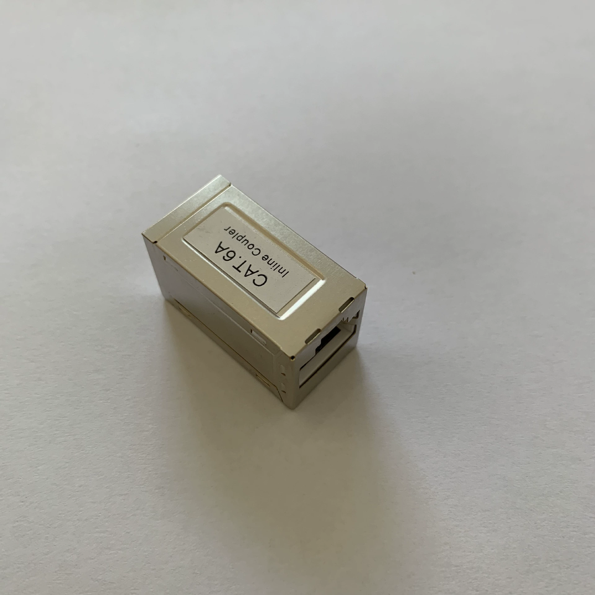 Поставка более 6 типов сетевых модулей, более 6 типов модулей прямого экранирования, CAT6A