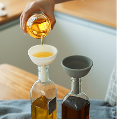 Multifunctional silicone funnel, high-temperature resistant, food-grade, household, liquid oil divider, portable, plastic, mini oil funnel