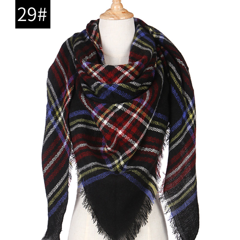 Bufanda triangular a cuadros clásica de cachemira para mujer, versátil para otoño/invierno, cálida, estilo coreano, en stock, venta al por mayor