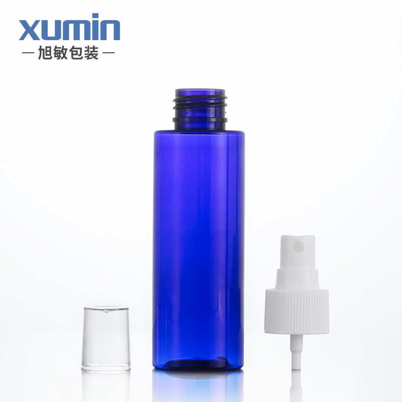 Botella de spray Azul hombro plano puro Botella de rocío Tóner pequeña botella de spray Boquilla blanca transparente pequeña cubierta Xumin embalaje