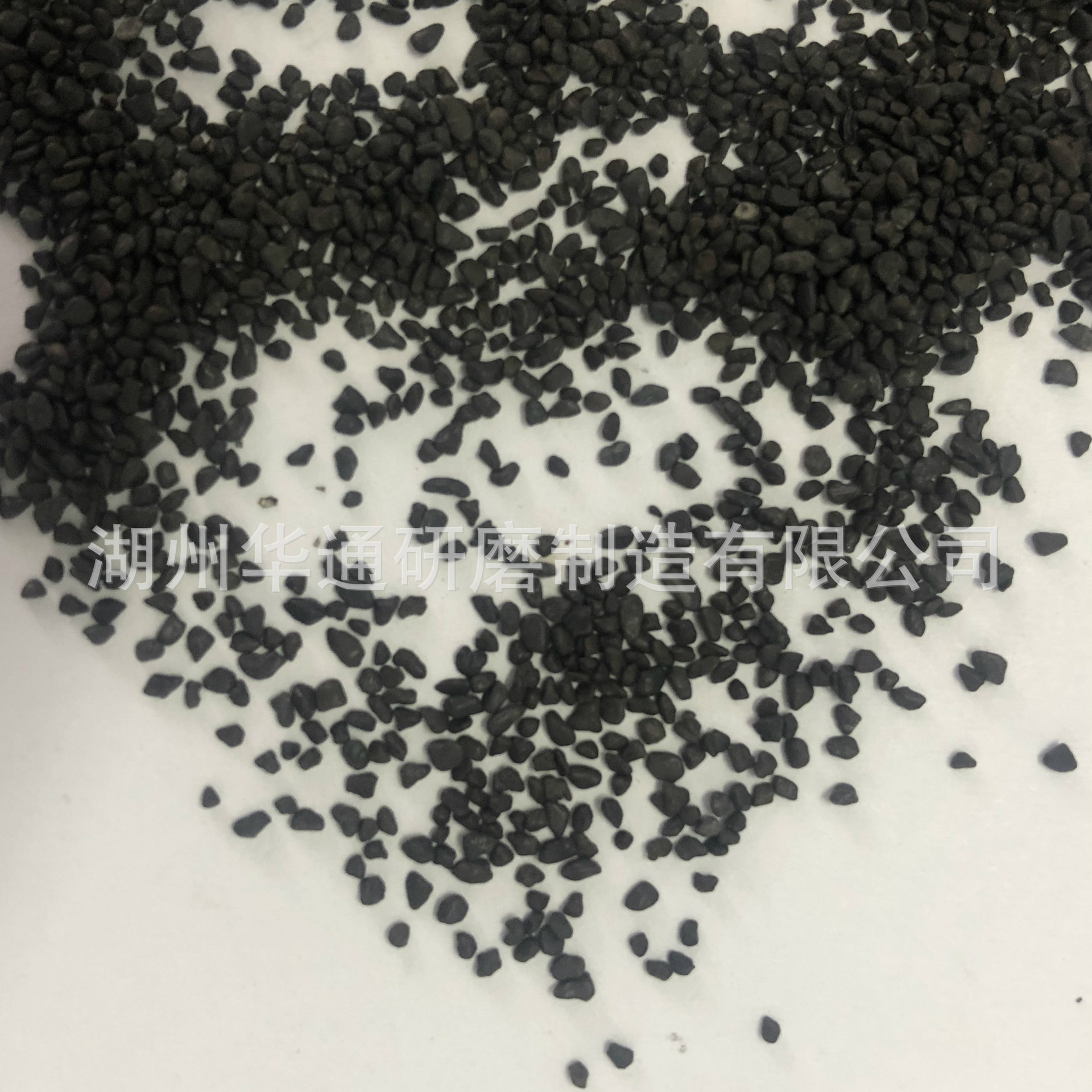 抛光石厂家提供除毛刺 金属研磨石 异性碎片人造喷砂精密氧化铝砂