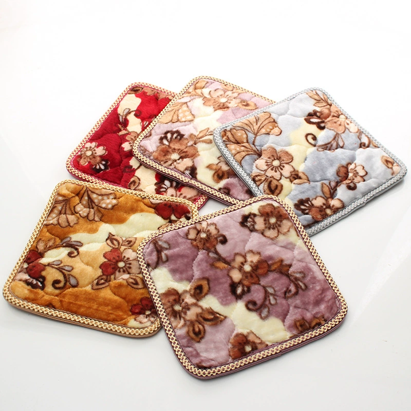 Оптовая продажа производителей коврики для автомобильных сидений коврики для офисных обеденных кресел не скользкий диван стул зимой утолщенные подушки для оптовых продаж