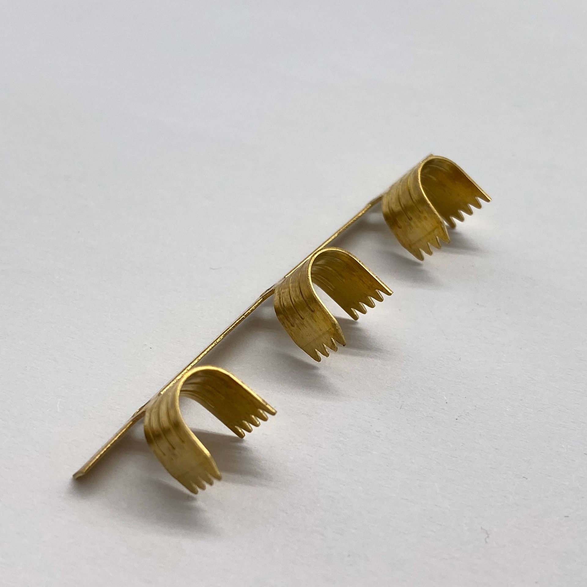 单U包线端子连续并线铜扣中号C型线夹小号带齿U型端子高导电