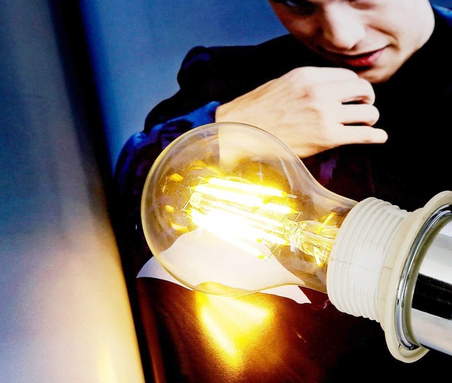 DC12 V 24V bombilla redonda de baja tensión fuente de luz LED blanco cálido A19/A60 lámpara de filamento E27 tornillo bombilla LED