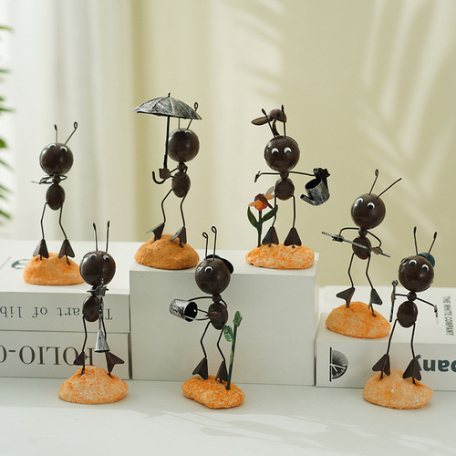 Creative Nordic ant living room decorations home decorations room bedroom wine cabinet TV cabinet entrance small furnishings