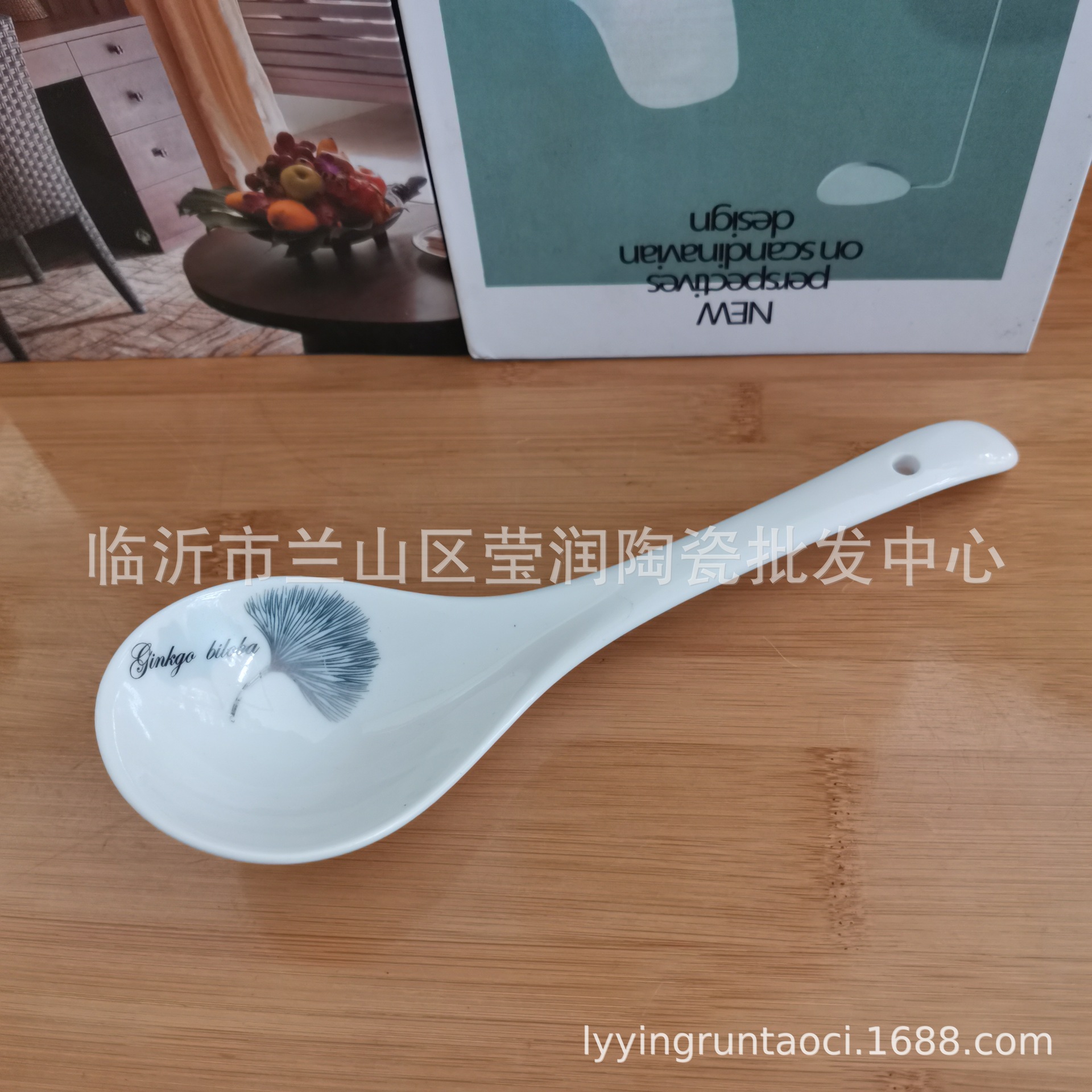 Venta al por mayor de cerámica de oro cuchara Hotel cuchara hogar Cisne mango largo cuchara restaurante vajilla cuchara puesto al por mayor