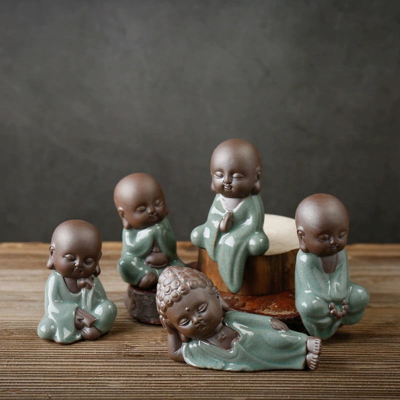 Креативные украшения для чайных питомцев в виде маленького монашка, изысканные фиолетовые песочные чайные питомцы в стиле ге-кильна, чайный столик для бонсай с керамическими украшениями.