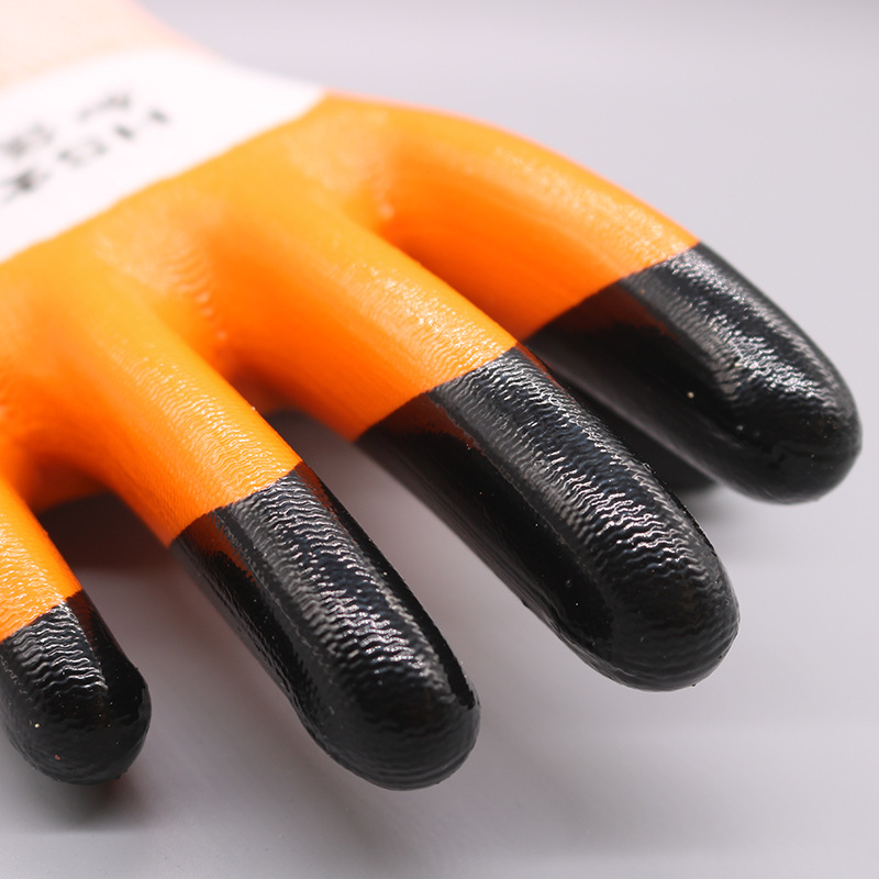 Guantes de protección laboral de nylon nitrilo reforzado con dedos sumergiendo guantes de trabajo antideslizantes resistentes al desgaste para el sitio de construcción al por mayor