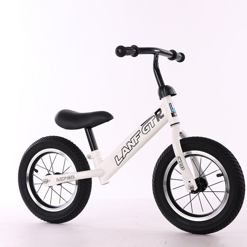 Fábrica al por mayor de los niños equilibrio coche pedal-libre de inercia scooter Niño de la bicicleta de los niños