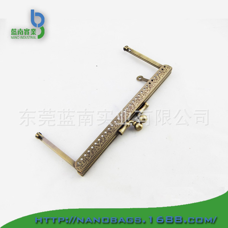 厂家供应扫枪色手袋五金架,钱包五金夹,皮包五金框 ，美容框夹