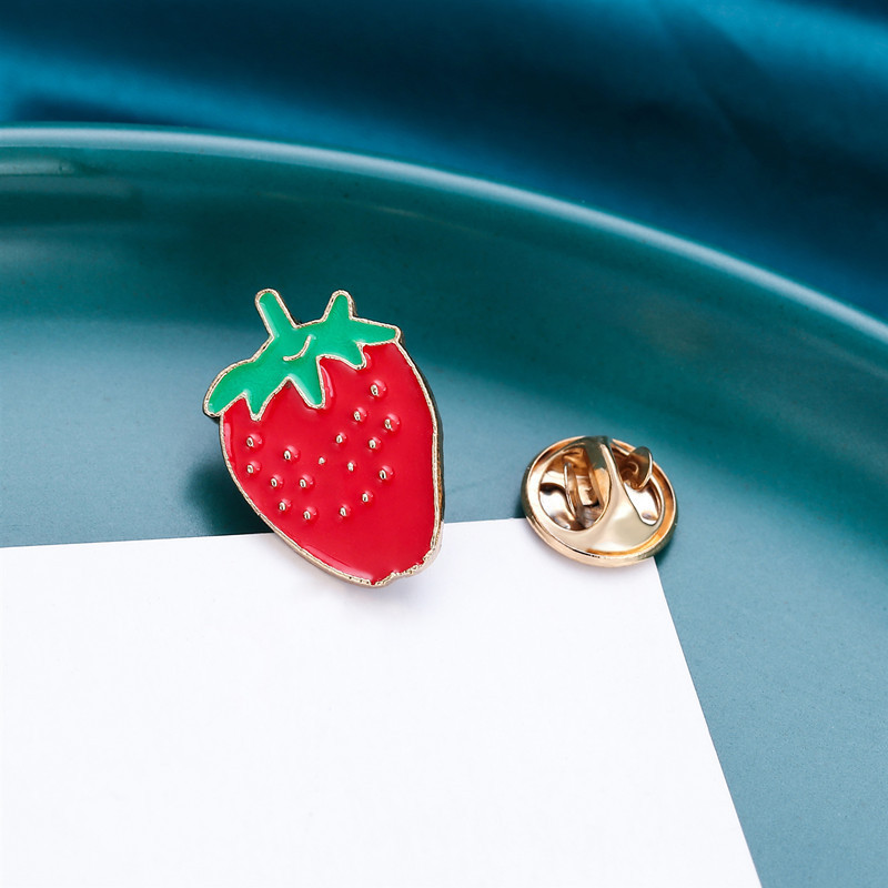 Creative fashionable brooch
