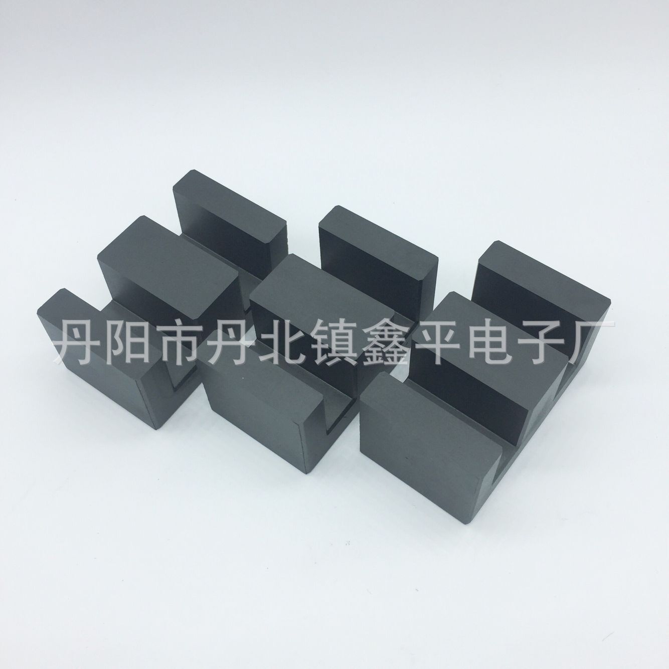 供应锰锌铁氧体PC44 PC95 EE70B 型变压器磁芯