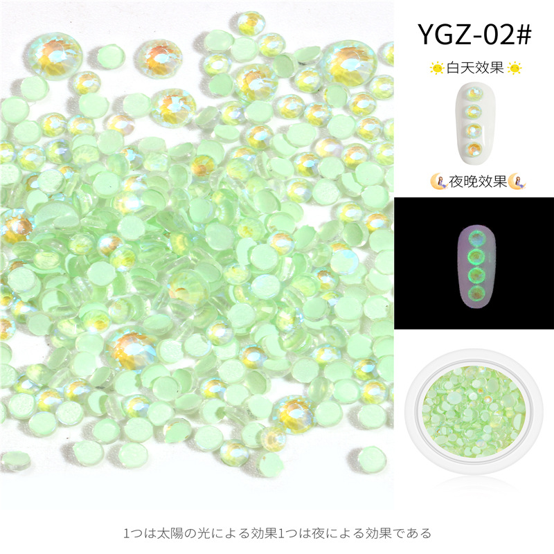 Popular online popular arte de uñas luminoso diamante fluorescente diamante Super Flash mezclado multi-Corte plana diamante joyería fábrica directa