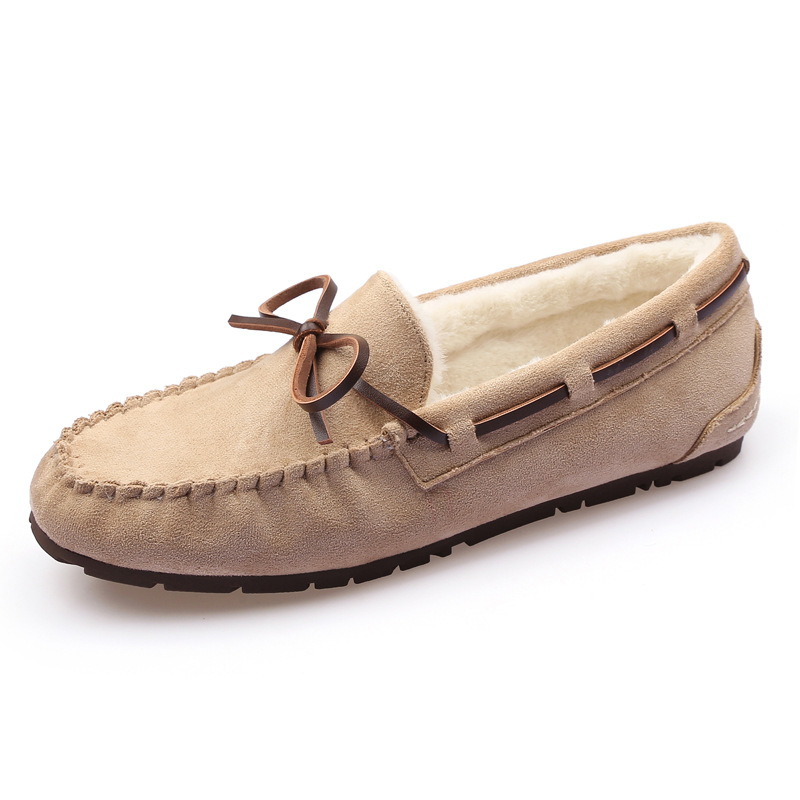 Mocasines de mujer de invierno forrado de lana 2023 nuevos zapatos versátiles de algodón de felpa plana estilo coreano engrosado slip-on zapatos de maternidad
