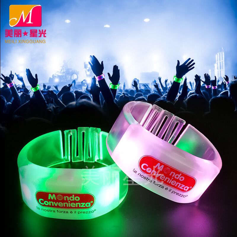 Pulsera luminosa de control remoto al por mayor Concierto Matriz de puntos DMX Pulsera luminosa de cambio de color de partición Pulsera led con logotipo impreso