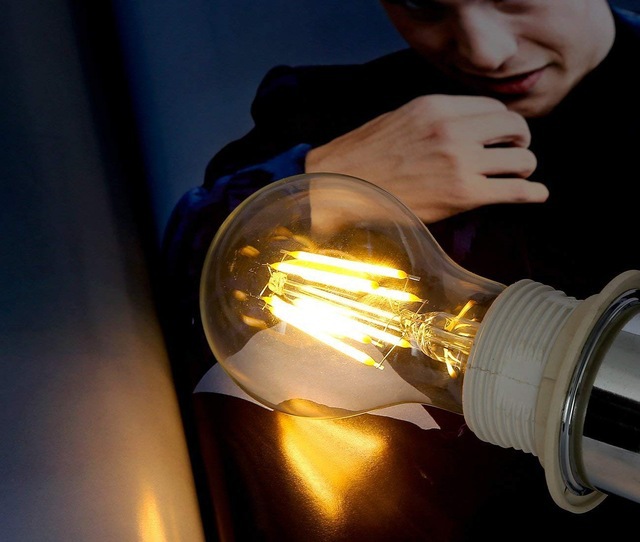 DC12 V 24V bombilla redonda de baja tensión fuente de luz LED blanco cálido A19/A60 lámpara de filamento E27 tornillo bombilla LED