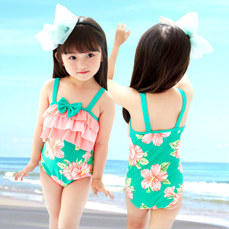 Children's green cute swimwear for early age with bow