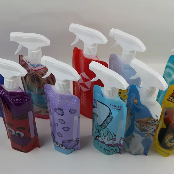 Creative Cartoon Wholesale Inventory Processing Outdoor Folding Watering Can Spout Water Bag Non-Returnable Non-Exchangeable Model