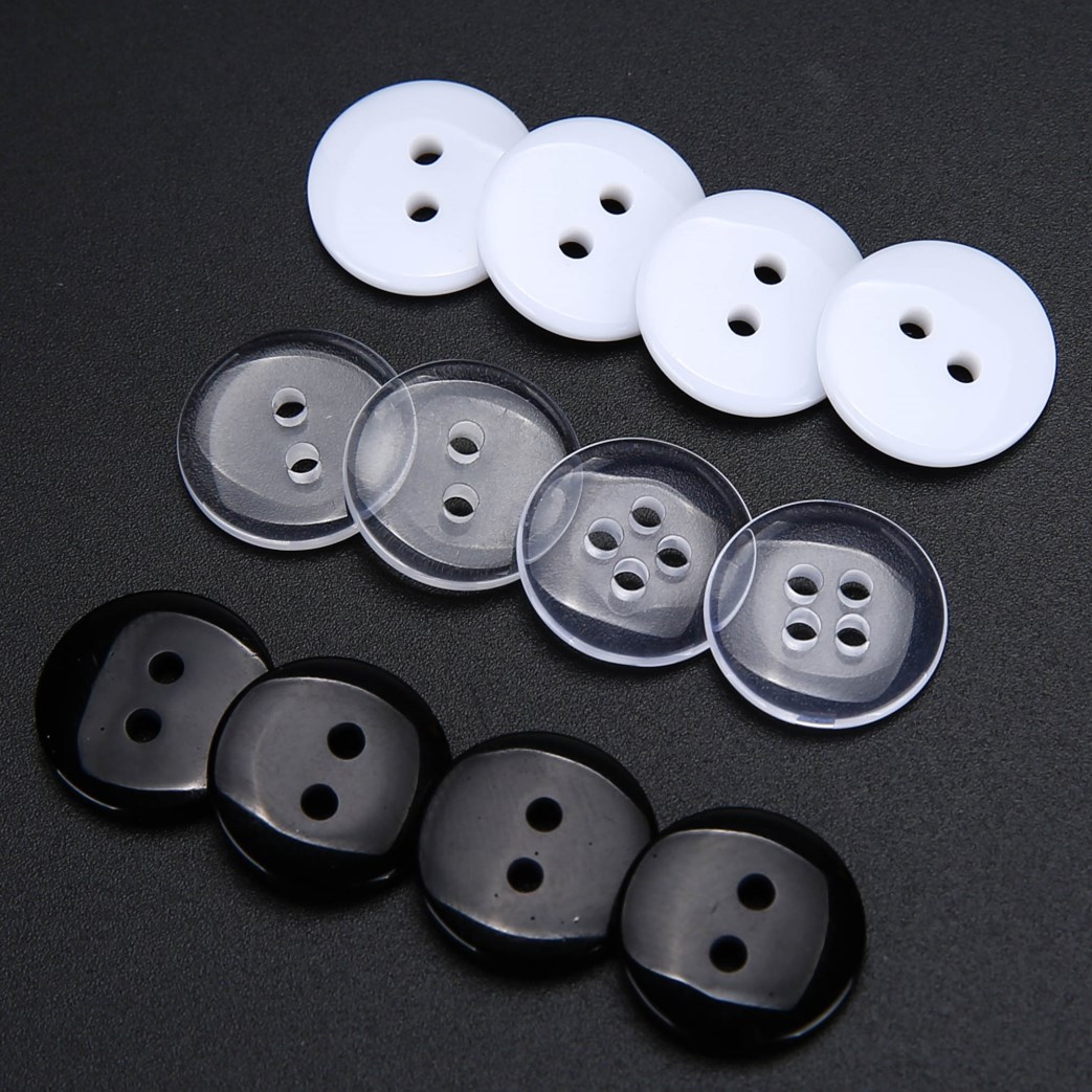 Spot resin transparent bread button neckline small button underwear White Black two eyes four eyes button