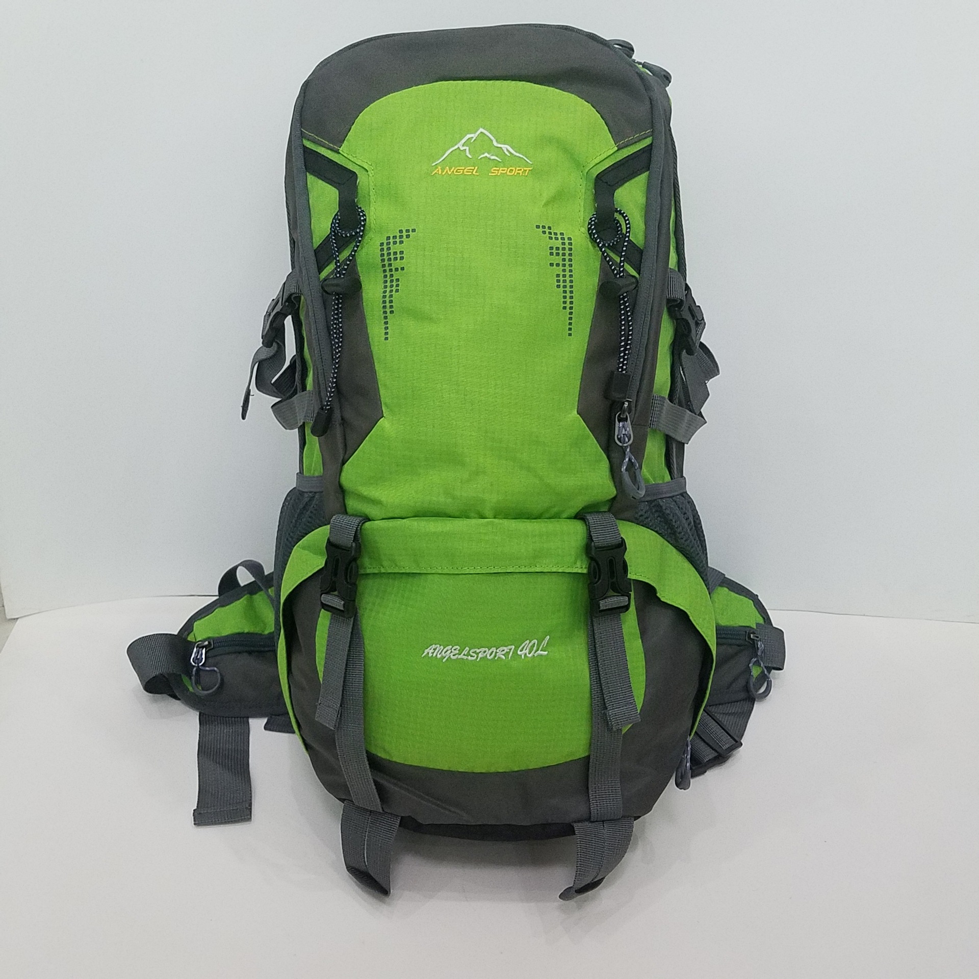 Nylon capacious backpack