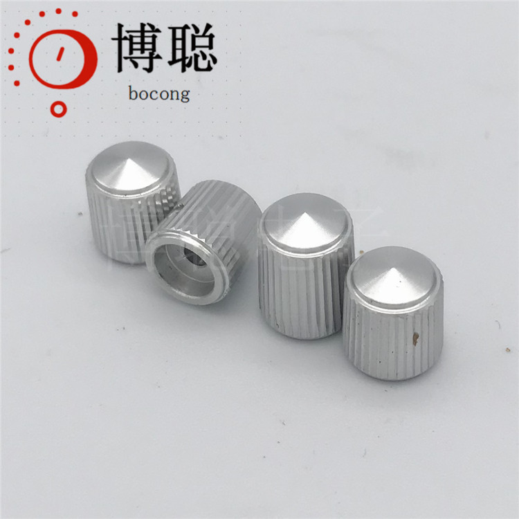 ֱ��Сʵ����ť�����ӹ�����ɫ����ֱ��������ťñ׶��