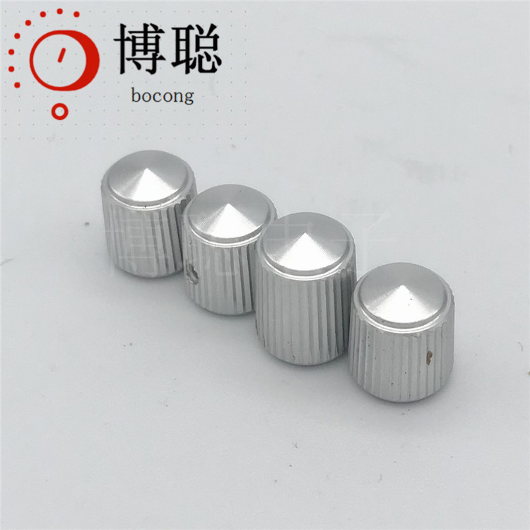 ֱ��Сʵ����ť�����ӹ�����ɫ����ֱ��������ťñ׶��