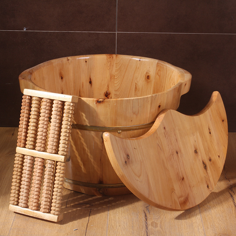 Baño de pies de invierno de madera de cedro Cubo de lavado de pies bañera de pies aislamiento de lavabo de madera hogar engrosado carbonizado Cubo de madera adulto sobre la rodilla