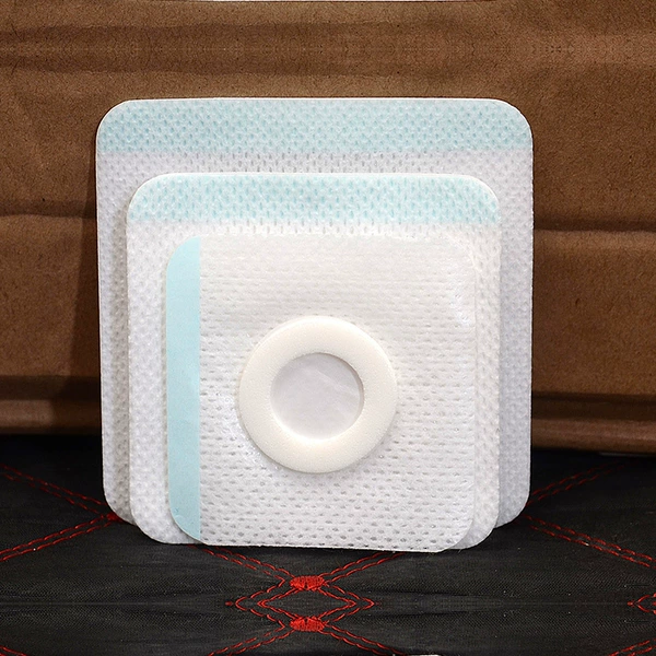 Non -woven watery spurs blank white post 5x5 internal diameter 1.5 cm