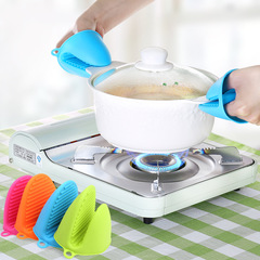 Cross-border Thickened Silicone Bowl & Plate Clip for Kitchen — Mini Two-Finger Insulated Handle for Picking Up Dishes and Bowls, Perfect for Baking and Oven Use