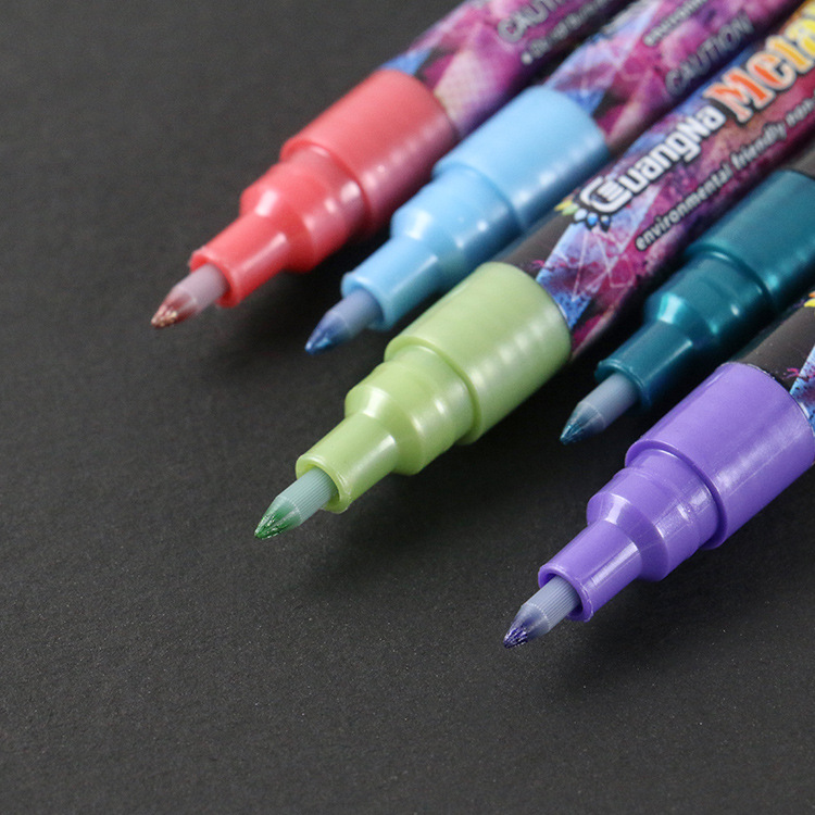 Guangna S530 metálico marcador pluma a base de agua marcador pluma de pintura de color pluma de Arte de 18 colores pluma de graffiti