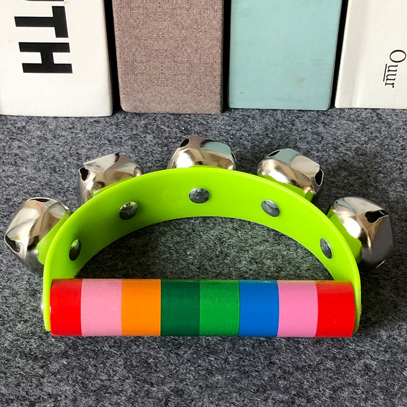 Juguetes educativos para niños Instrumento musical instrumento musical de educación temprana semicírculo sonajero empuñadura de mano colorido mango de madera sonajero colorido cuero Cinco campanas